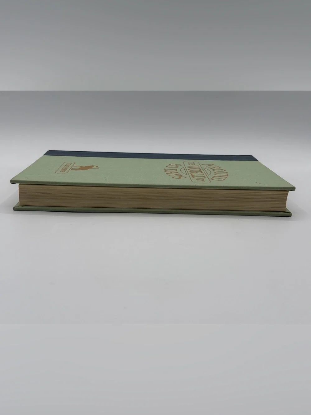 Around The World In 80 Days by Jules Verne Hardcover Book 1988 Reader's Digest
